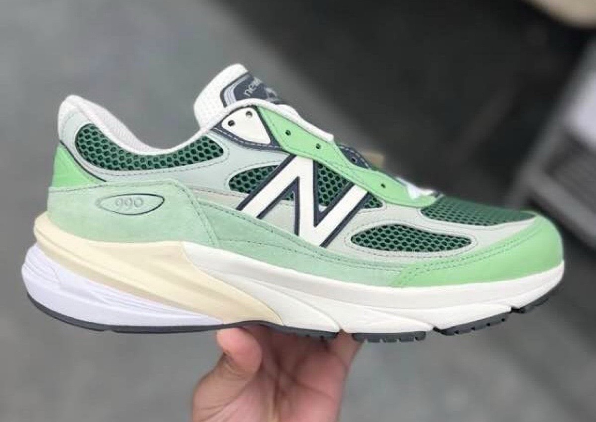 El New Balance 990v6 en "Aguacate" llegará pronto.