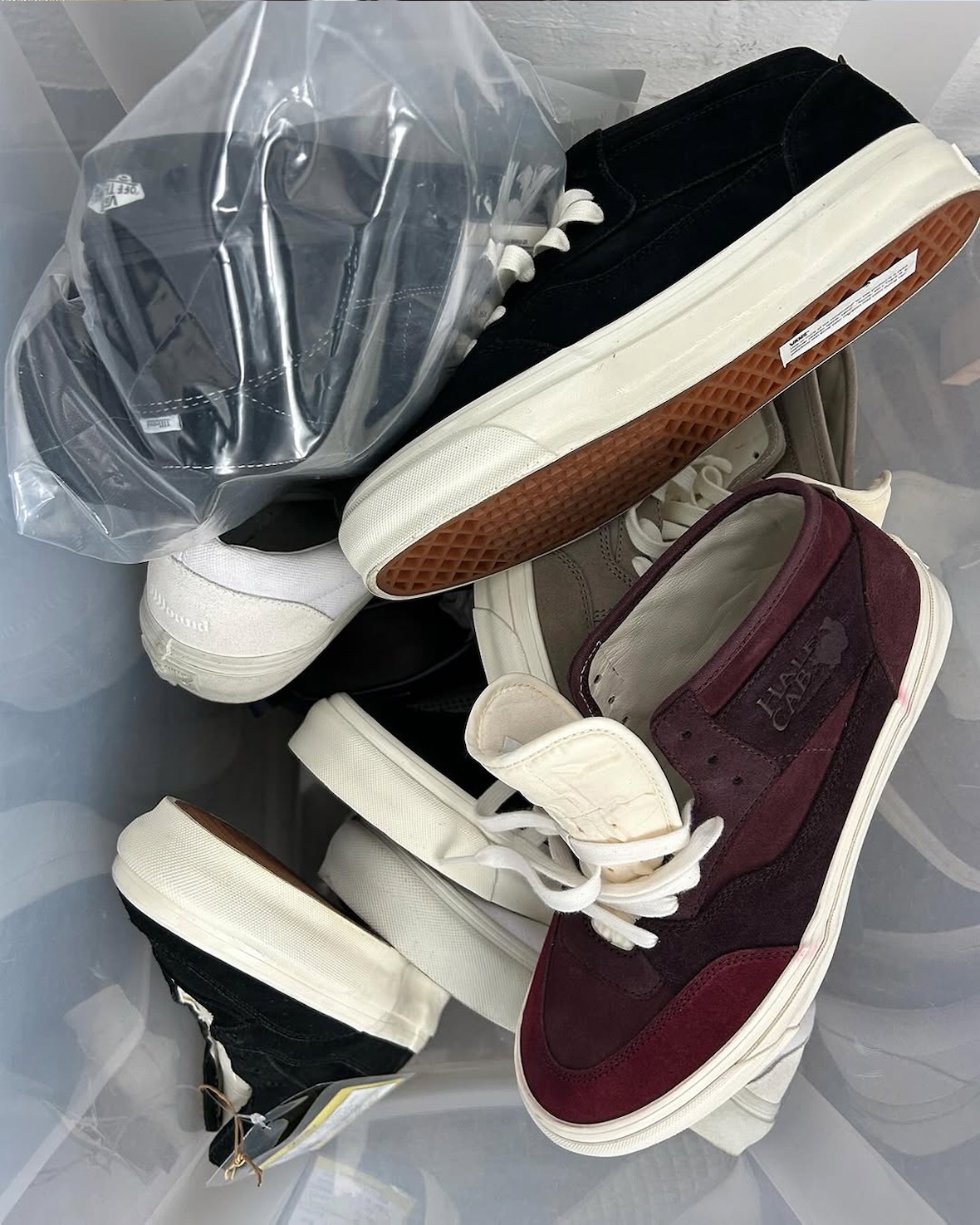 PRIMER VISTAZO: El Pack JJJJound x Vans Half Cab se Lanza en 2025